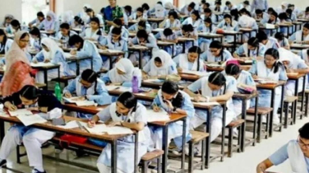 মাধ্যমিক ও সমমান পরীক্ষায় পাসের হার ৬৮.৪৫ শতাংশ