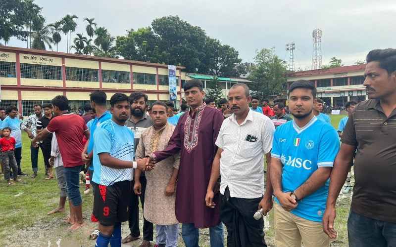 বাগআঁচড়ায় ১৬ দলীয় ফুটবল টুর্নামেন্টে মাসুদুল আলম
