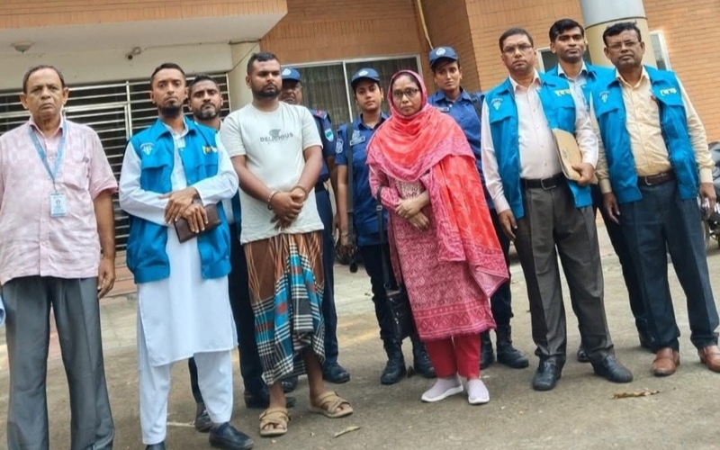 বেনাপোল কাস্টম হাউসে ঘুষ কেলেঙ্কারি: অবশেষে আটক কাস্টমস সুপার শামীমা আক্তার